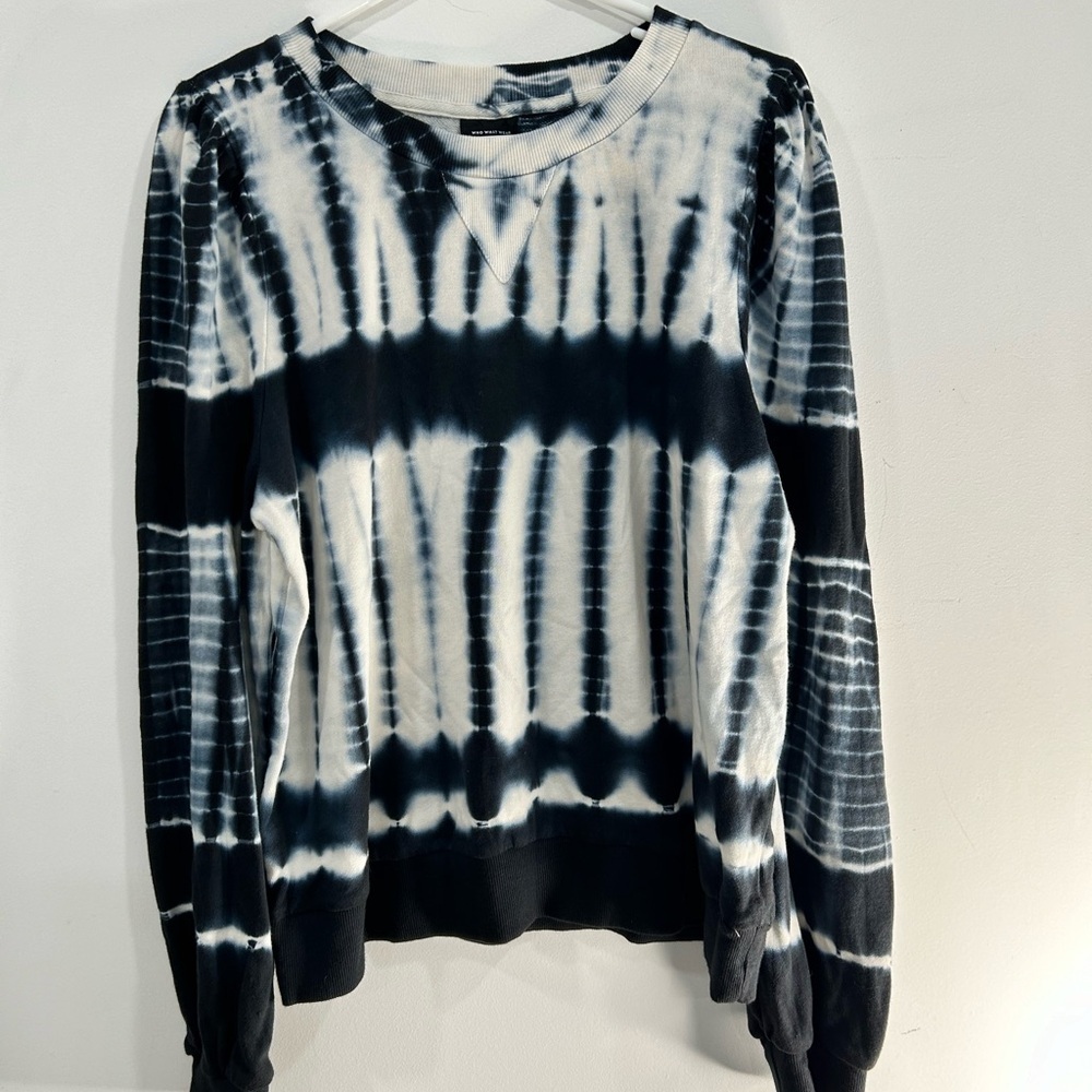 Who What Wear Tie Dye Puff Sleeve Sweatshirt Size L 100 % cotton
